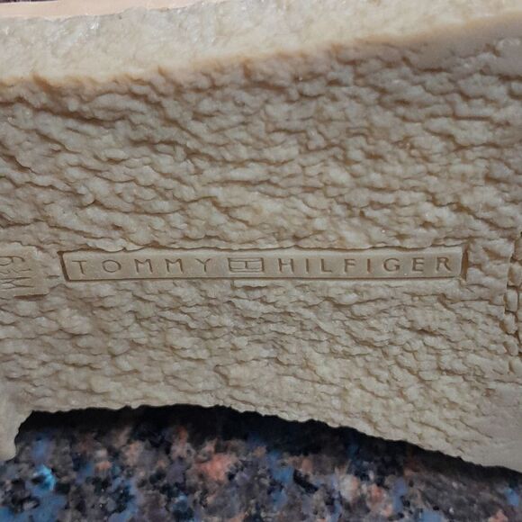 Tommy Hilfiger  "Twitza" Boots...Size 6.5. EUC - Picture 5 of 9